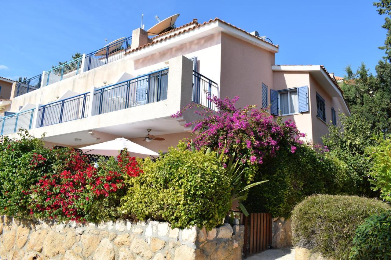 Townhouse In Paradise Gardens Paphos Eksteriør bilde